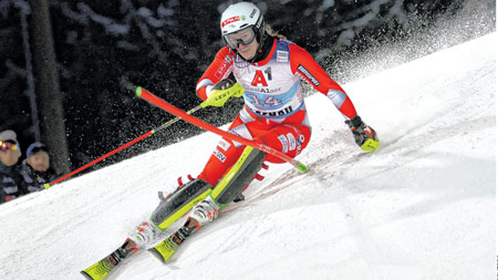 Mikaela Shiffrin 85. put, Leona Popović sedma